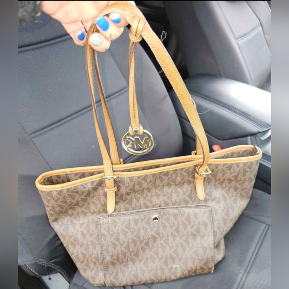 Michael kors purse